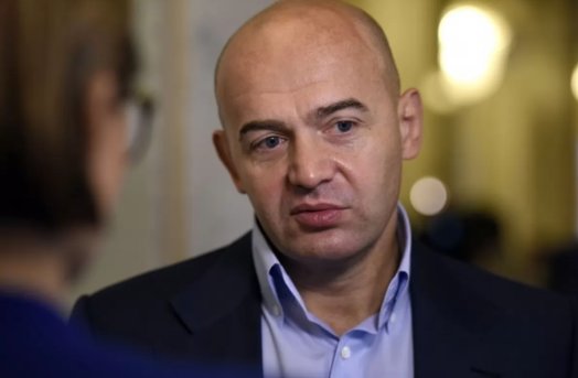 Кононенко убегает из партии Порошенко: проплатил марионеток, "дорогу - молодым"