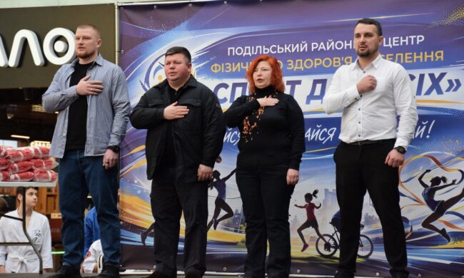 Будущие олимпийцы под крышей торгового центра: как киевская молодежь заряжалась на победы