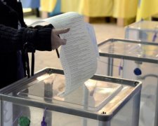 У Дніпропетровську масово не приймають протоколи - КВУ