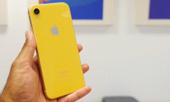 Apple випустила різнобарвну рекламу нового iPhone: відео
