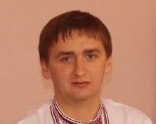 Житомирському борцю з “бурштиновою мафією” спалили дім