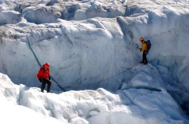 Глобальное потепление в действии, крупнейшие ледники Гренландии тают с рекордной скоростью
