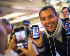 Apple рассказала, когда iPhone прослушивают пользователей