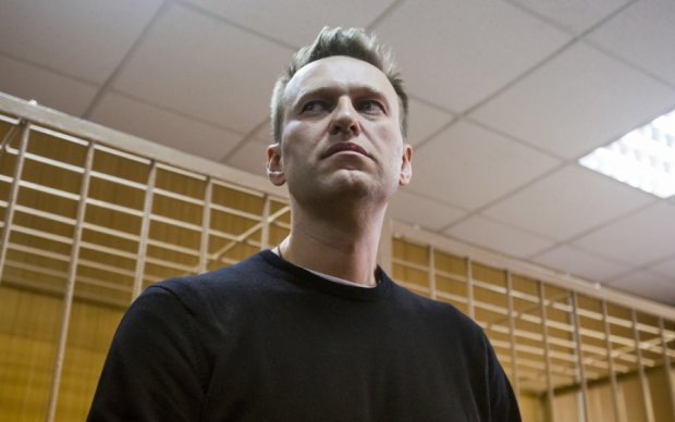 Кремль перелякано випустив Навального з СІЗО