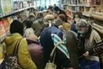 Толпа в полтавском "АТБ", скриншот: Telegram-канал "Народный ревизор"