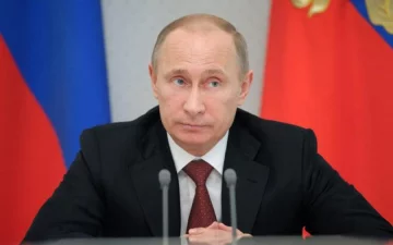Двійник у дії: користувачі мережі звернули увагу на дивні рухи Путіна
