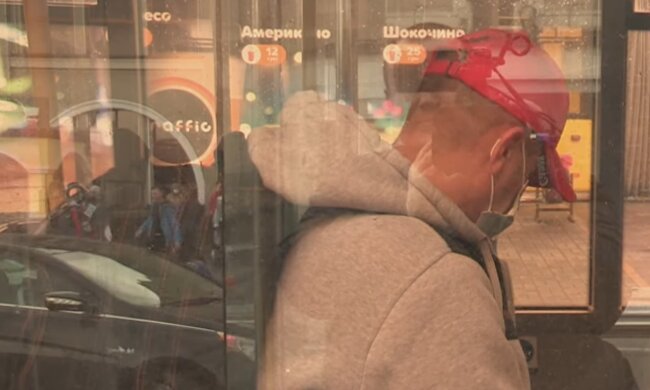 Общественный транспорт, кадр из видео
