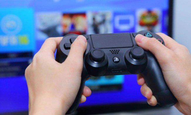 Sony и Microsoft бросили геймеров у разбитого корыта: кина не будет