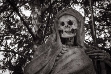 Убийственные смех, мороженное и сейф - топ самых глупых и смешных смертей выдающихся личностей
