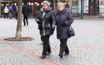 Пенсионеры. Фото: скрин youtube