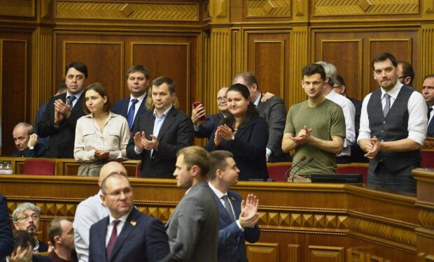 "Слуга народу" виконала головну забаганку Путіна на "нормандській зустрічі": що вигадали у Зеленського