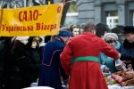 Горілка на сніданок, а сало на обід: популярні і безглузді стереотипи про різні нації