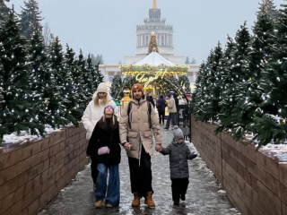 Украинцы, зима, Новый год, ВДНХ, фото Знай.ua