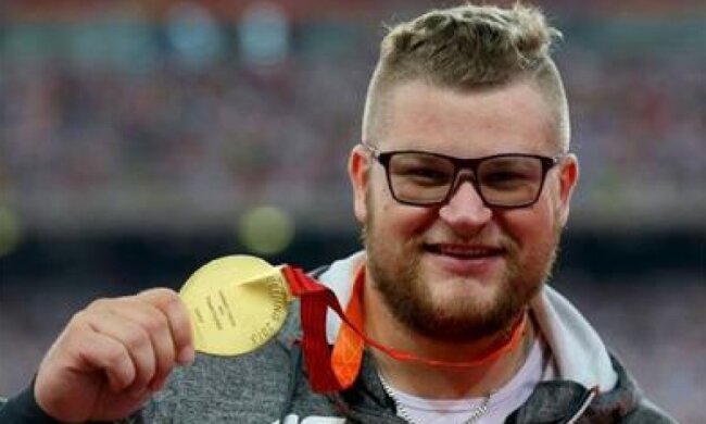 Польский легкоатлет расплатился в такси золотой медалью