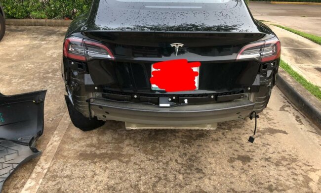 Tesla Model 3, скріншот