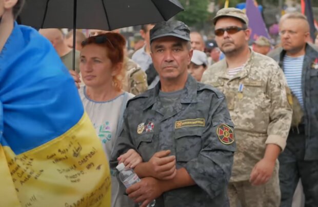 Война на Донбассе разрушила семью тернополянки, такого никто не выдержит: "Никчемный развод и побег"