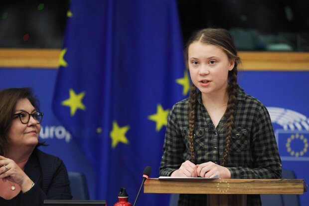 Шварценеггер поддержал юную эко-активистку Грету Тунберг за влияние на мировых политиков: "Фантастически"
