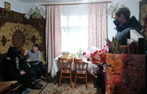 Прикарпатку поздравили с юбилеем: Калушский городской совет