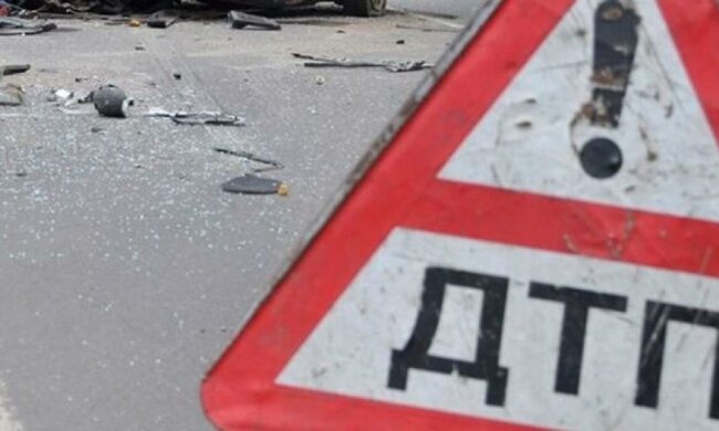 Пішохода на Тернопільщині збили дві автівки