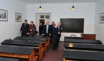 Аудиторія університету відправить відвідувачів в 50-і роки (фото)