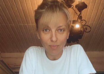 Оля Полякова, скриншот из видео