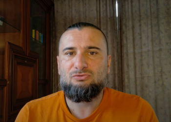 Владислав Смірнов