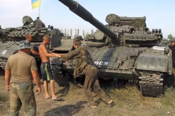Будівельники, вчителі та юристи вчилися бути солдатами (фото)