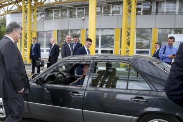 Порошенко і депутати відродили славну традицію Януковича