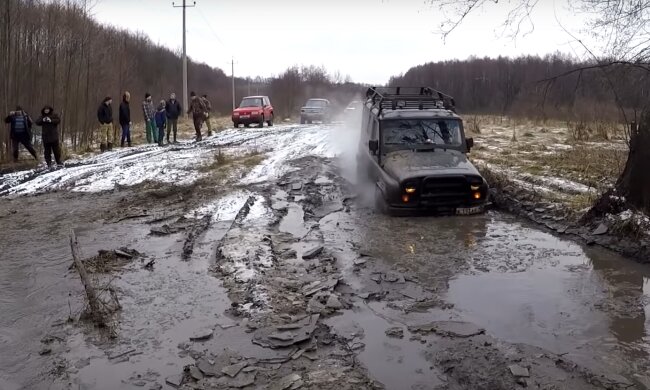 Гонки по бездоріжжю, скріншот з youtube