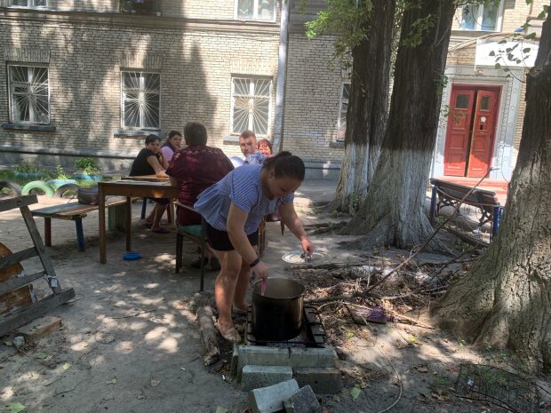 У Києві десятки сімей "в полоні" забудовника: людей виживають з будинку – "Травити, як щурів!"