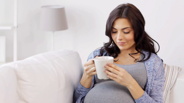 Никакого чая и кофе: почему беременные женщины должны избегать этих напитков