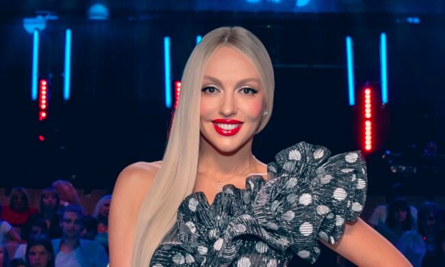 Оля Полякова