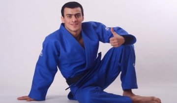 Український чемпіон вилетів з Олімпіади після першої сутички