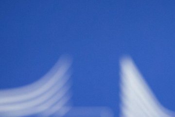Соцопрос показал, кто обойдет Порошенко на выборах
