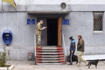 Військкомат, фото: unian