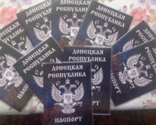 В "ДНР" вирішили заробити на мешканцях, видаючі фейкові документи