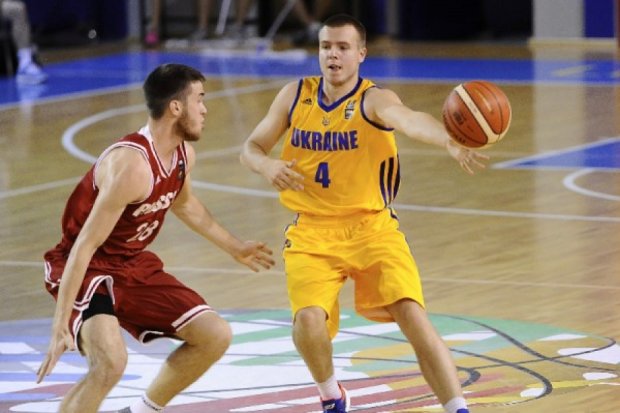 Украинские баскетболисты обыграли Россию на чемпионате Европы U-20