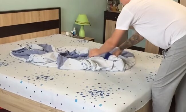 Смена постельного белья, скриншот с видео