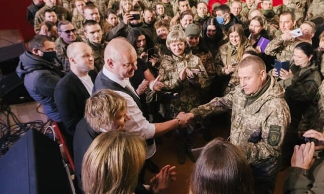 Квартал 95 виступив перед військовими, instagram.com/kvartal95official