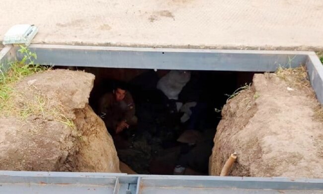 Концентраційний табір російських солдатів. Фото: скриншот Youtube