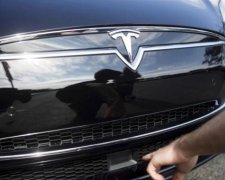 Tesla назвала причину загибелі пасажира
