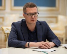 Зеленський нагадав главі СБУ, що вони не тільки друзі: даю два тижні