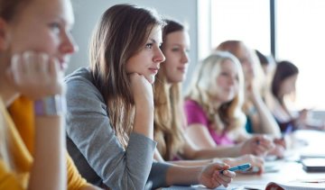Студенти готують тортопад для Держстату