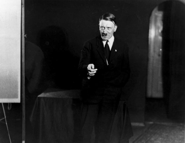 Картины Гитлера отказались покупать на аукционе