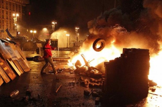Бывшим руководителям милиционеров объявили подозрение в штурме Майдана