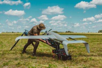 Як оборонний стартап Skyeton пов'язаний з братами Міндіч та корупційними скандалами