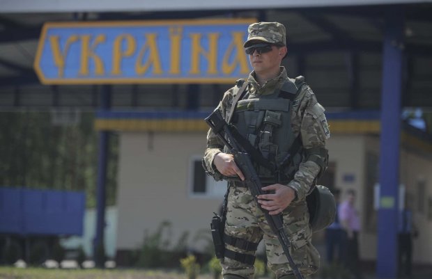 Пограничники рассказали, как путинские боевики просачивались в Украину: видео