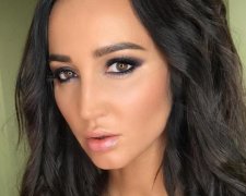 Взгляд кошки, грация картошки: полуголая Бузова идет совращать