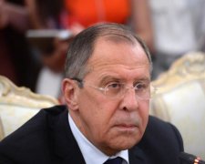 Это как сдать нацистам: Лавров снова притворился "миротворцем"