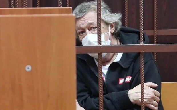 Ефремов в суде, скрин с видео